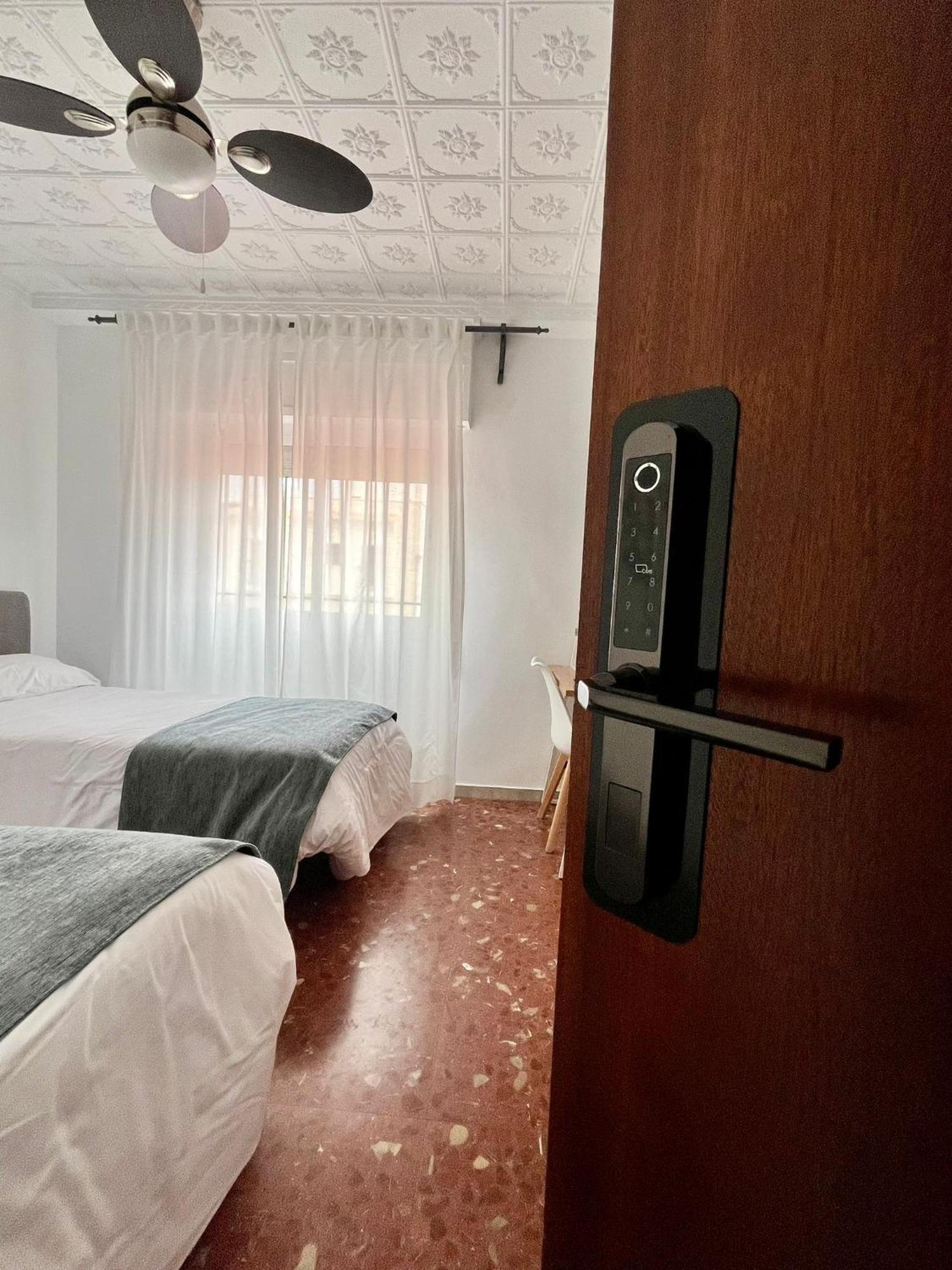 Hostal Hs Puerto Lumbreras Luaran gambar
